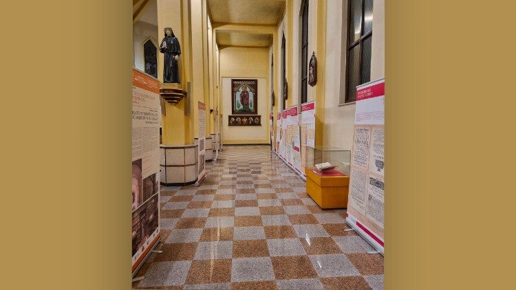 Изложбата "Католиците в България XVII-XX век"