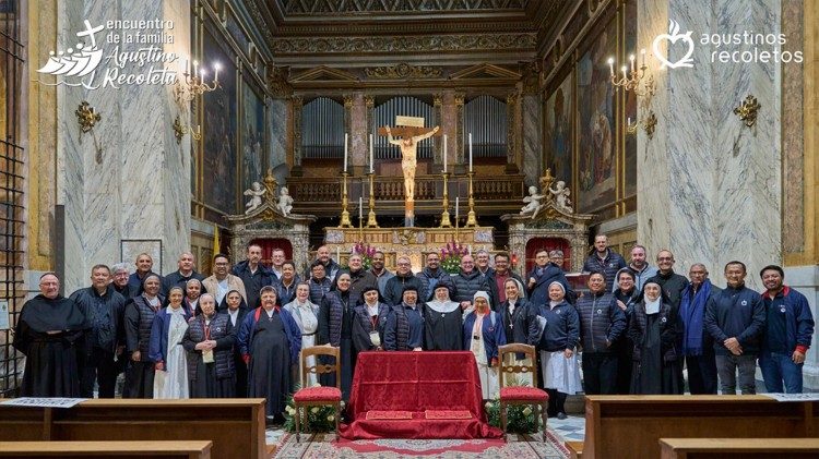 Los representantes de la Familia Agustino Recoleta