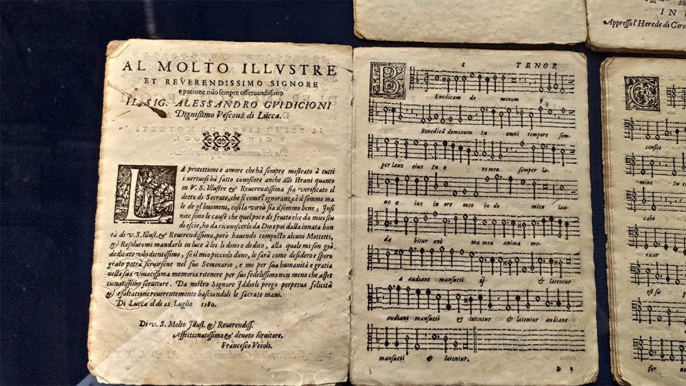 Documenti provenienti dal fondo musicale del Seminario diocesano.