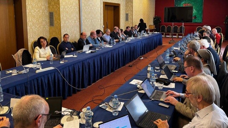 Tirana, Albania: Adunarea Generală a Comitetului European pentru Educație Catolică - 21, 22 martie