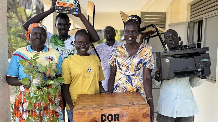 Estudiantes de la Universidad Católica de Sudán del Sur, en Rumbek