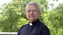 2025.11.01 पूना धर्मप्रांत के नवनियुक्त धर्माध्यक्ष साइमन अल्मेड़ा 