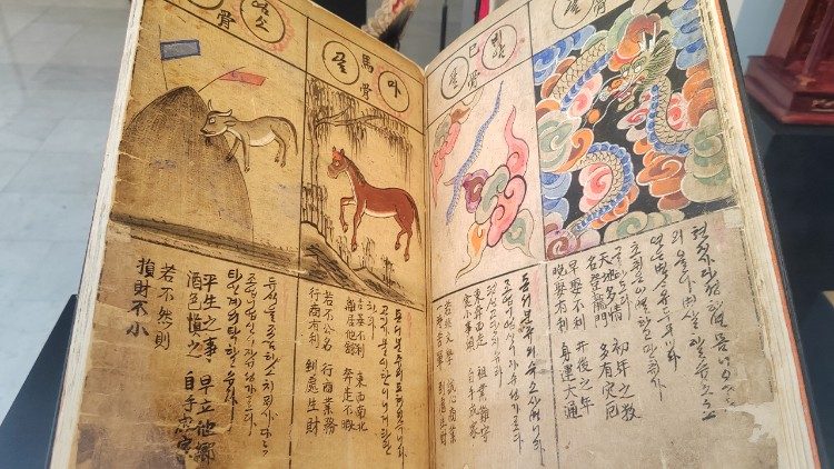 Las obras expuestas en la nueva sección Asia del Museo Anima Mundi