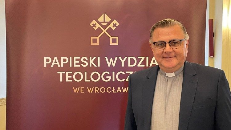 Rektor Papieskiego Wydziału Teologicznego we Wrocławiu, ks. prof. Sławomir Stasiak
