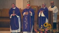 Kard. Stanisław Dziwisz w Amerykańskiej Częstochowie