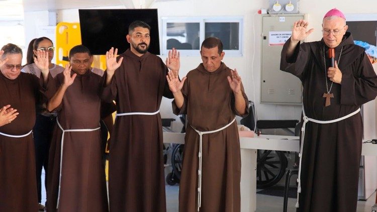 A bênção aos 86 multiprofissionais que irão atender de 7 a 12 de novembro na COP 30