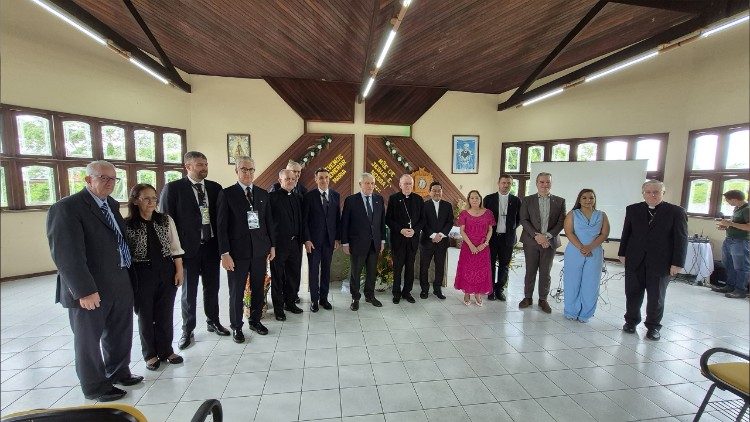 Đức Hồng y Pietro Parolin tại Belém, Brazil