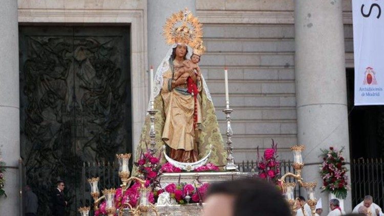 Procesión de la Virgen María