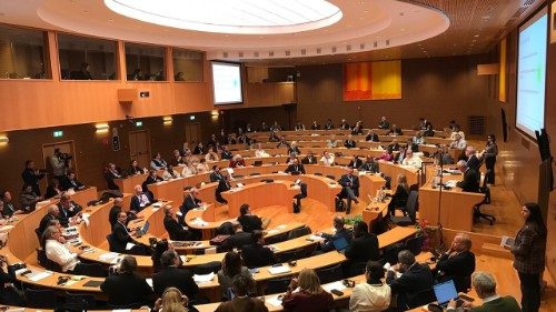 La IA no puede sustituir competencia y responsabilidad del médico