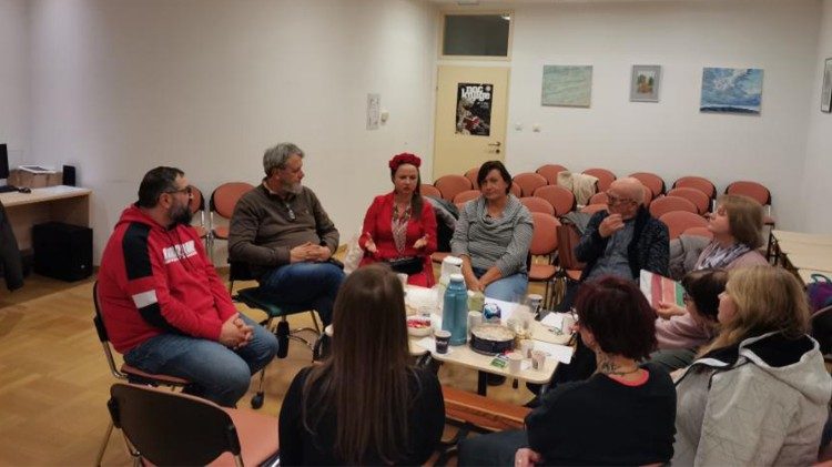 Sudionici JRS-ove "Kave uz hrvatski" 