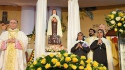 2025.11.12 ईशसेविका मदर एलिस्वा वाकायिल को शनिवार, 8 नवंबर को कोच्चि के वल्लारपदम महागिरजाघर में पवित्र मिस्सा के दौरान धन्य घोषित किया गया।