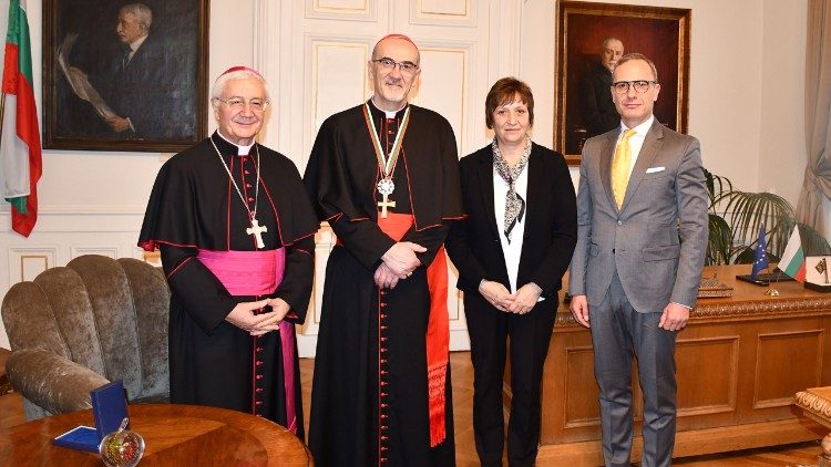 Кардинал Пицабала бе удостоен с „Отличителен знак на председателя“