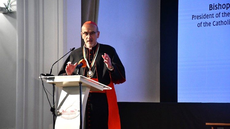 Il cardinale Pizzaballa durante la lectio magistralis in Bulgaria