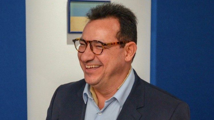 Jornalista Caio Castro Lima 