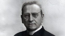 Il sacerdote Carmelo De Palma (1876-1961)