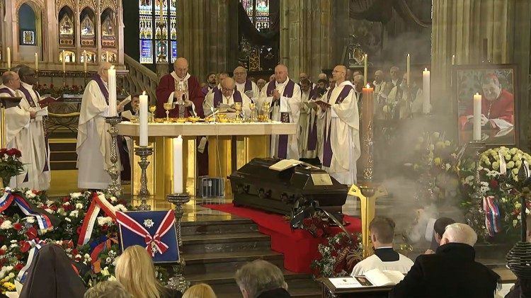 Los funerales en la catedral de Praga