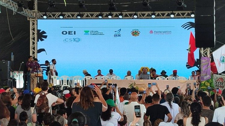 Encerrramento da Cúpula dos Povos.