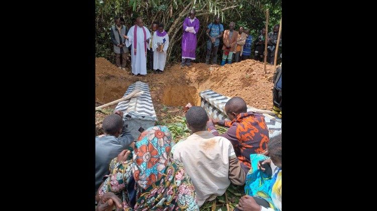 Funeral das vítimas de Byambwe