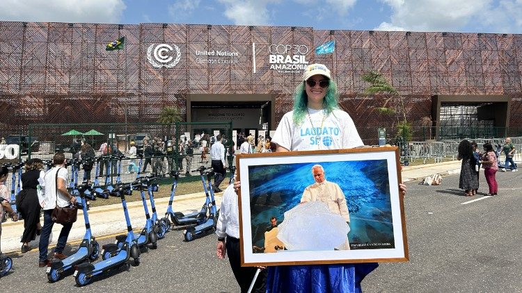 Quadro com a imagem do Papa Leão