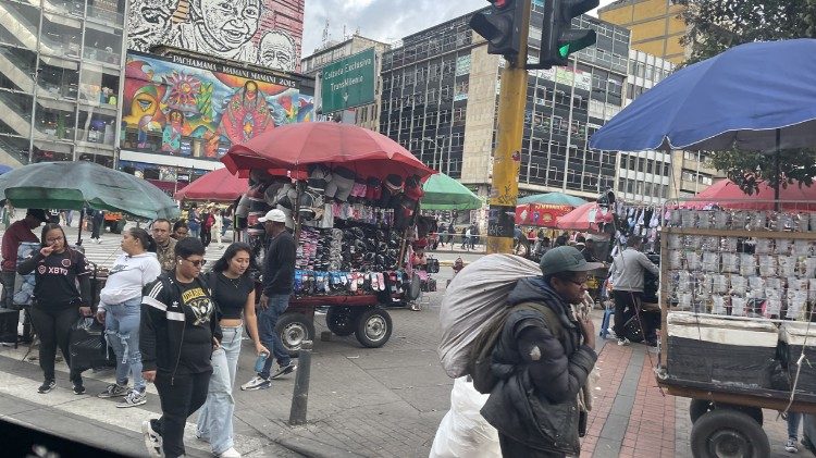 2025.11.18 Di cu – vietnam