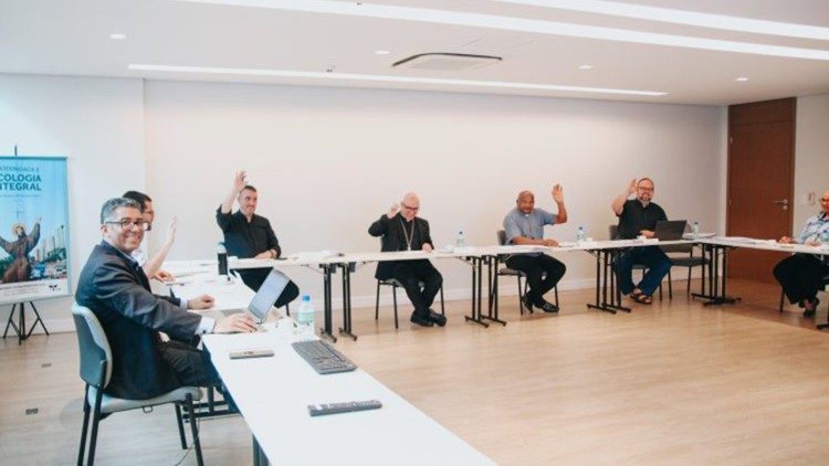 Votação para aprovação dos projetos.