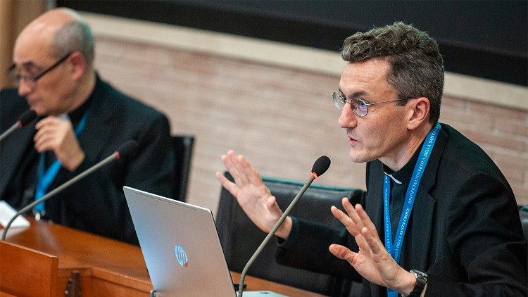 Una de las ponencias