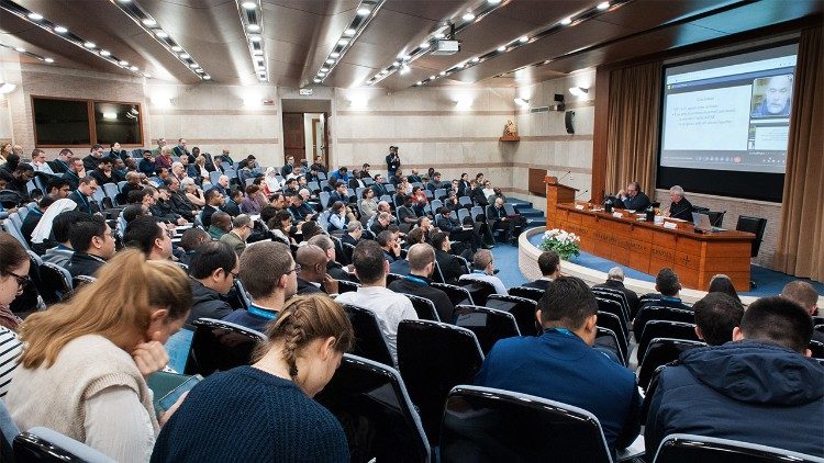 Un momento del Simposio