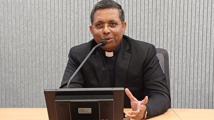 Il cardinale George Jacob Koovakad, prefetto dello stesso Dicastero per il Dialogo Interreligioso. 