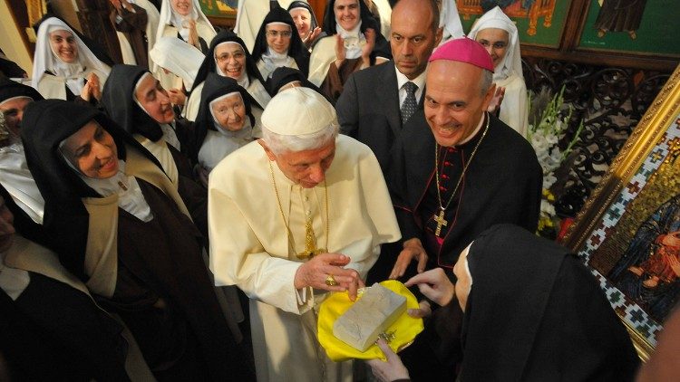Benedicto XVI en Líbano, en 2012