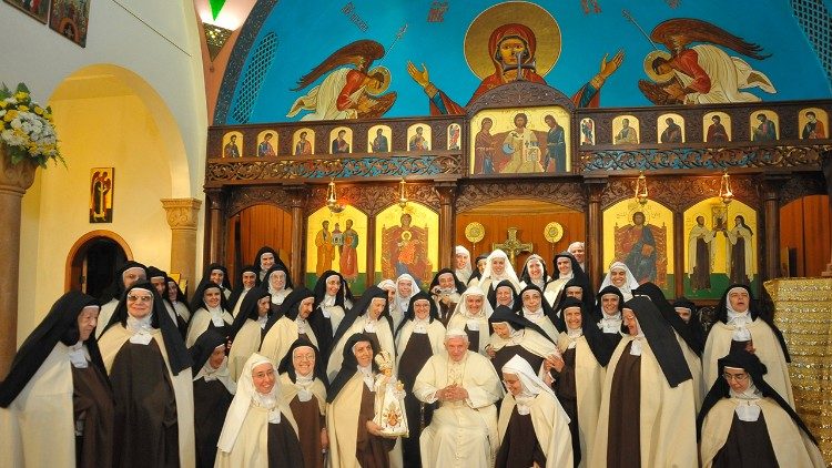 XVI. Benedek pápa Libanonban