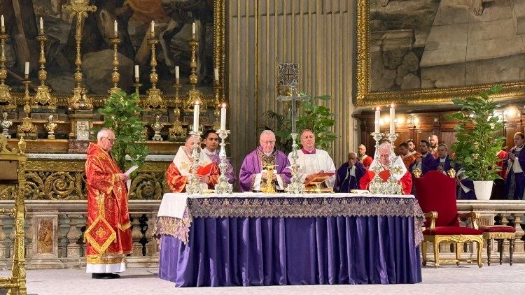 2025.11.21  Misa kwa ajili ya Ukraine iliyoongozwa na Kardinali  Parolin.