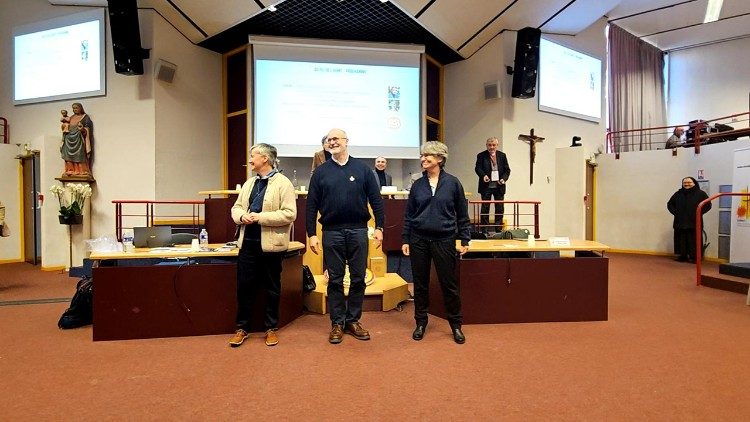 Le nouveau président et les deux vice-présidentes de la Corref, le 21 novembre à Lourdes.