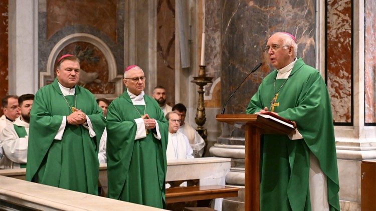 Dzisiejszej Mszy św. przy grobie św. Jana Pawła II przewodniczył abp Wacław Depo