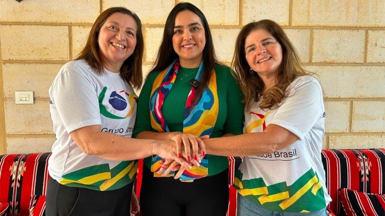 Claudia Farah, Ana Zanini e Livia Tawil integram a comunidade brasileira no Líbano