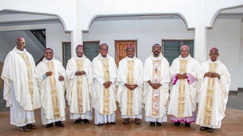 Au Togo, les évêques exhortent les fidèles «à prier sans cesse» pour la paix dans le pays