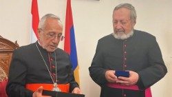 Ռաֆայէլ-Պետրոս ԻԱ. Կաթողիկոս-Պատրիարքն ու  Mgr. Hugues de Woillemont