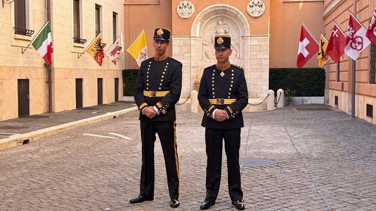 Presentación del nuevo uniforme de representación de la Guardia Suiza Pontificia, viernes 3 de octubre de 2025.