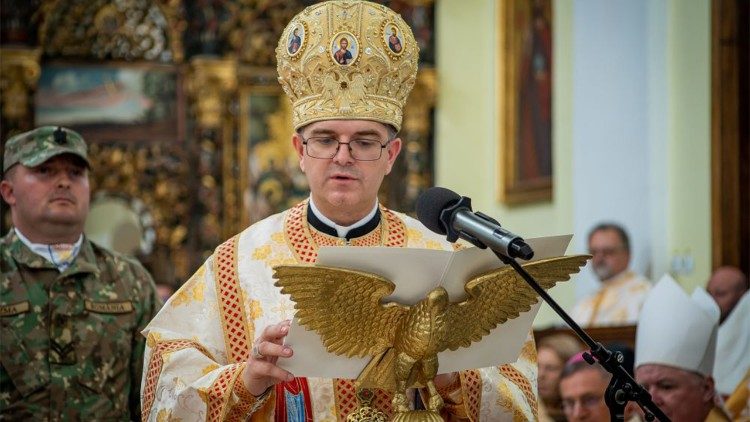 Episcopul Cristian Dumitru Crișan la funeraliile cardinalului Lucian Mureșan