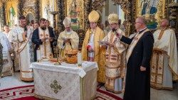 Arhivă: Sfânta Liturghie de înmormântare a cardinalului Lucian Mureșan