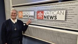 Siostra Cecylia Bachalska z wizytą w siedzibie Mediów Watykańskich