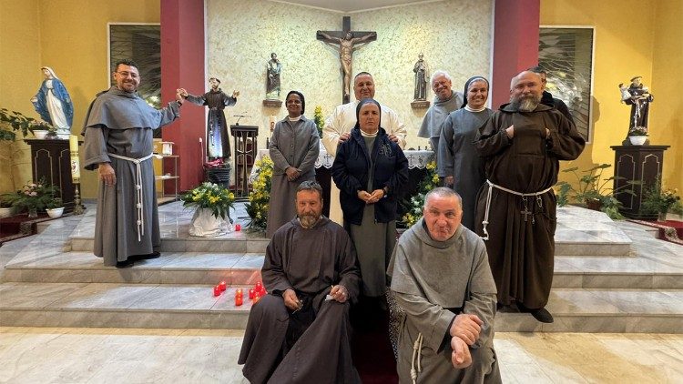 Сестрите и братята от голямото францисканско семейство в България