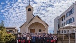 Encontro na Universidade Católica da Santíssima Conceição, Chile, de 1 a 3 de outubro. 