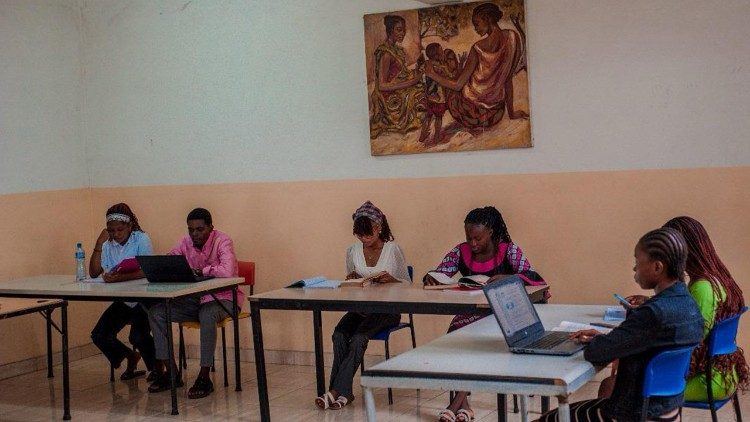 Studio comune in un'aula del Foyer universitario