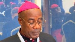 Dom Joaquim Nhanganga Tyombe, Bispo de Uíje, Angola