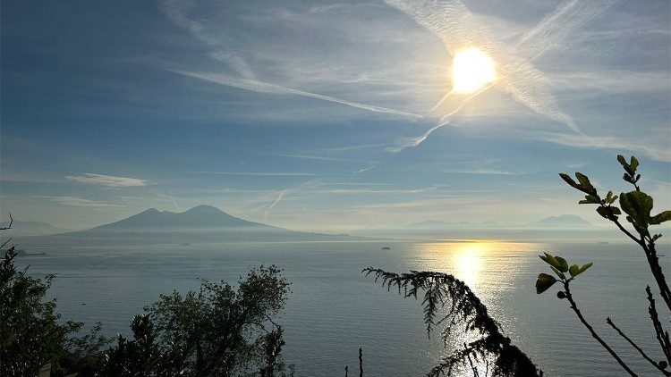 Vista panoramica sul Golfo di Napoli. 