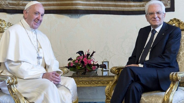 Papa Francesco e il presidente Sergio Mattarella