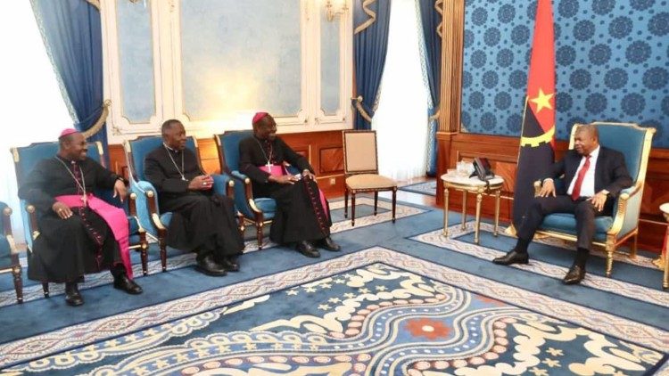Presidente da República João Lourenço recebe em audiência alguns Bispos da CEAST