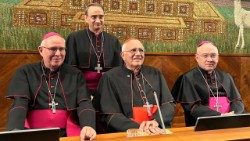 2025.10.17 Askofu Mkuu Pena Parra huko Lateran na Maaskofu wa Venezuela.