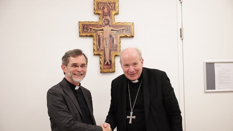 Wiens neuer Erzbischof Josef Grünwidl bei der Pressekonferenz zur Ernennung (Foto: Erzdiözese Wien)