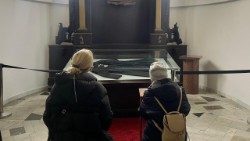 Kaplica, gdzie znajduje się sutanna, w której został zamordowany bł. ks. Jerzy Popiełuszko